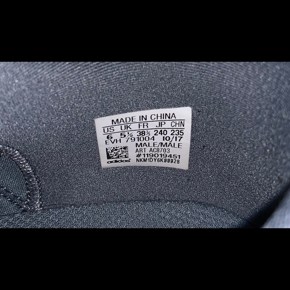 Adidas - Picture 5 of 6